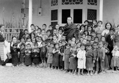 dharamsala1960-400x278